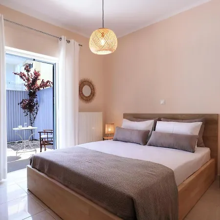 Koukoutsi Studio Apartment